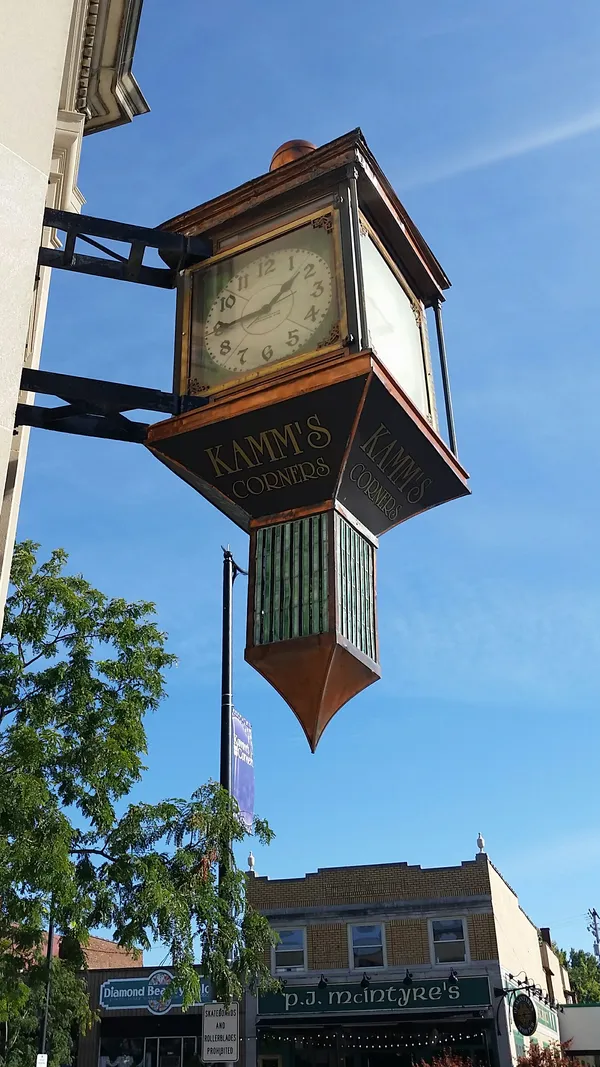 Cleveland Committees Review Landmark Status for Kamm’s Corners as City Hall Reopens