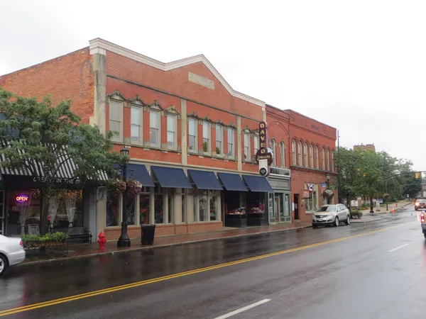 Man shot at Willoughby motel; suspect detained as police investigate circumstances and public safety concerns