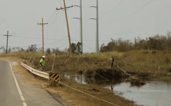 Crash in Cleveland knocks out power after vehicle strikes utility pole, crews work to restore service