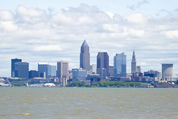 Spring Sizzle Before the Soak: Cleveland Braces for 70-Degree Highs and Late-Day Downpours