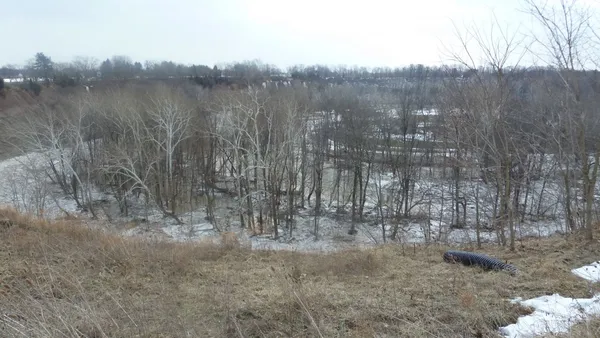 Crews watch Ohio rivers for ice jam flooding risks as thaw raises water and debris threats