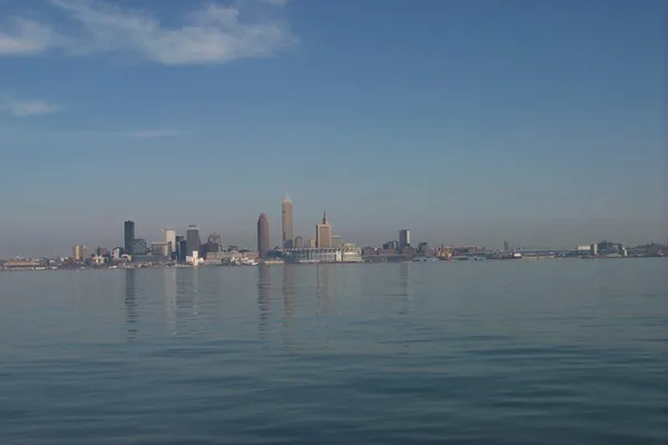 A Tale of Two Seasons: Cleveland’s Saturday Swing from Spring Warmth to Chilly Rain